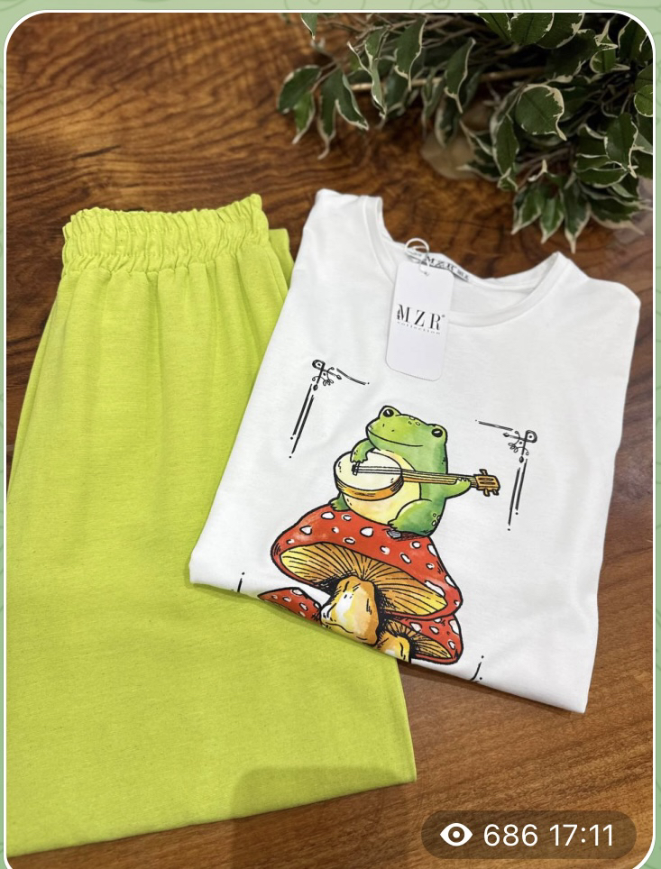 Kurbağa figürlü Tshirt