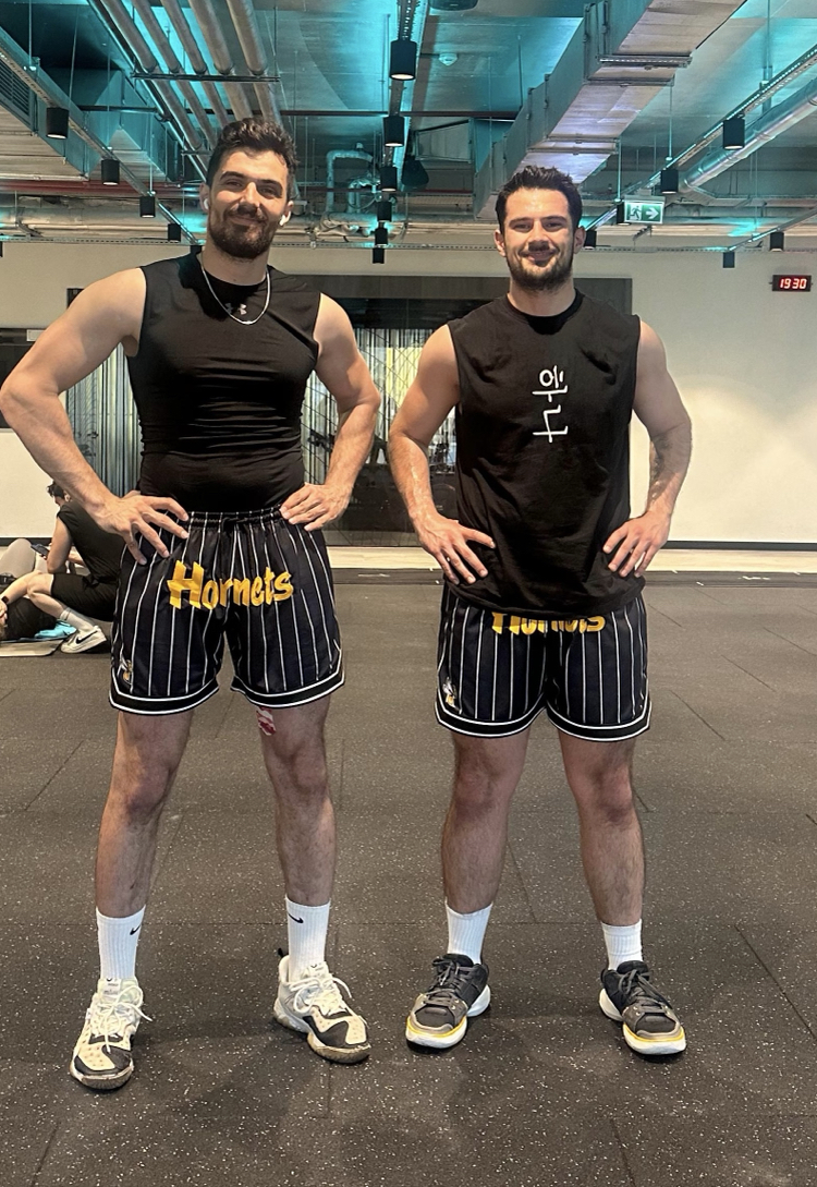 Hornets Short (Magic Version)