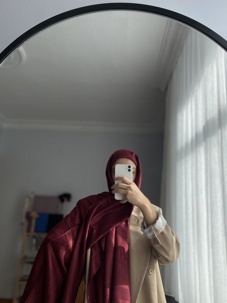 Dior Kaşmir İpek Bordo (Siyah Alt ton)
