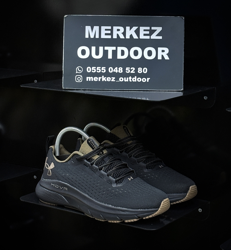 UNDER ARMOUR HOVR TURBULENCE 