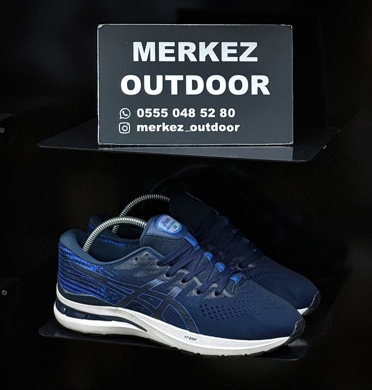 ASICS GEL-KAYANO 28 