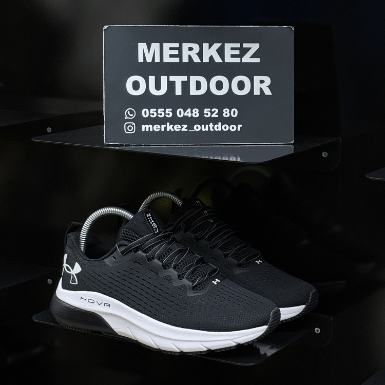 UNDER ARMOUR HOVR TURBULENCE