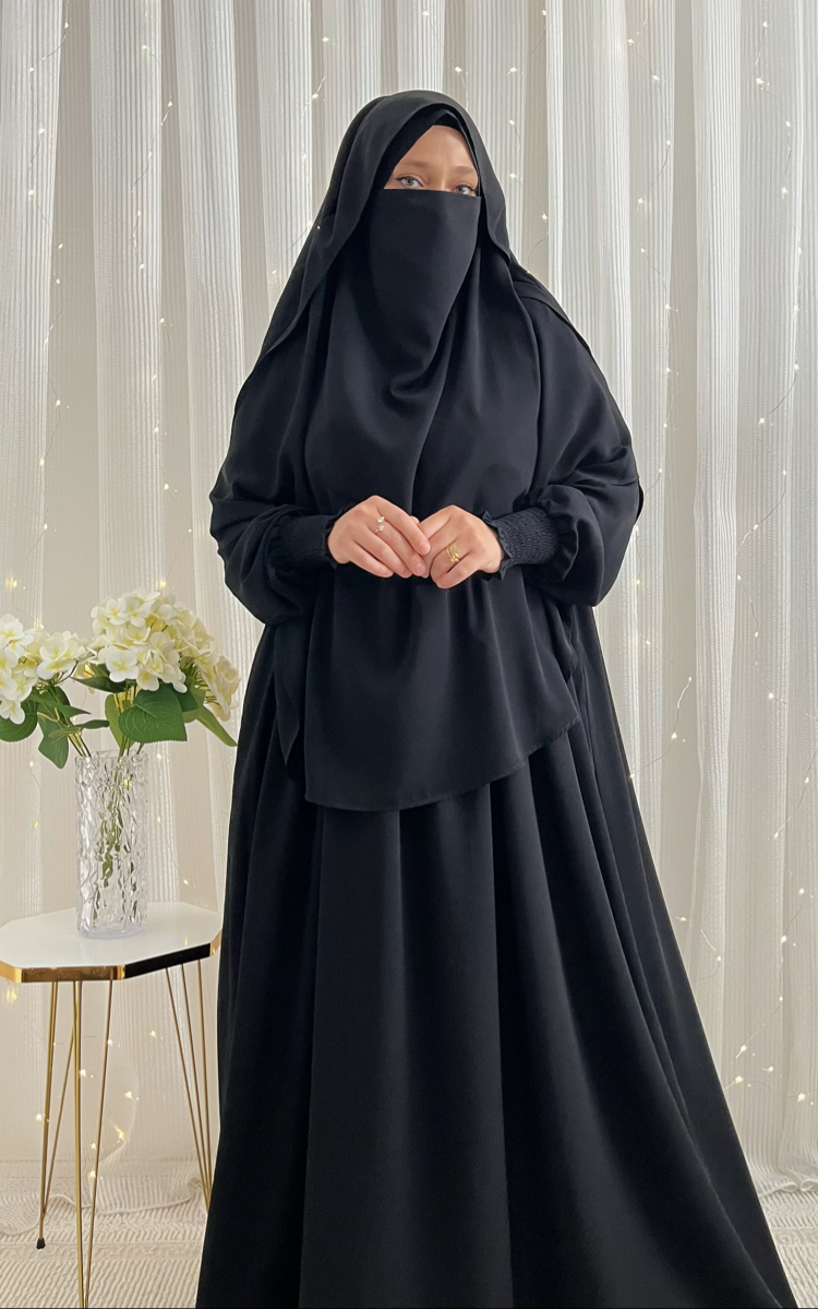 Aksa Takım Siyah
