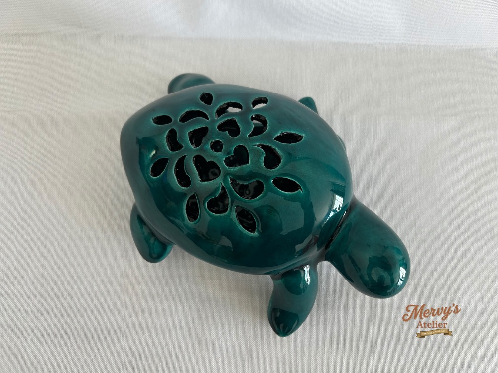 El Yapımı Seramik Kaplumbağa Mumluk & Buhurdanlık – Dekoratif Tealight Holder