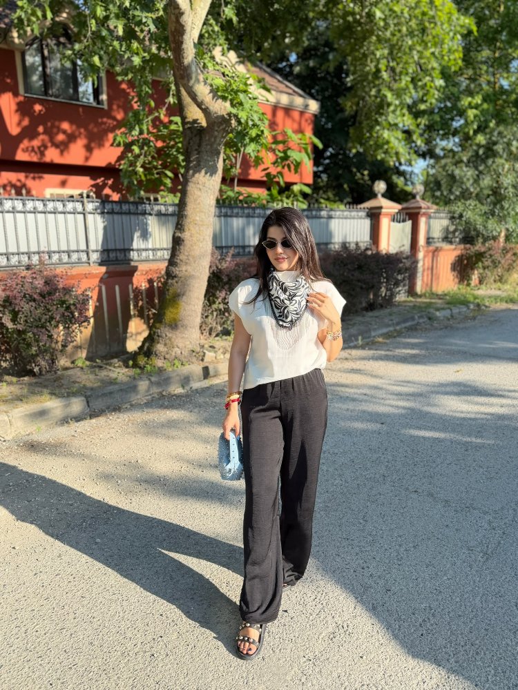 Beli lastikli ince kırışık pantolon siyah