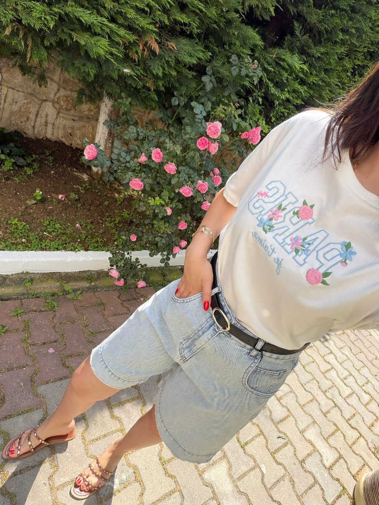 paris işlemeli Tshirt beyaz