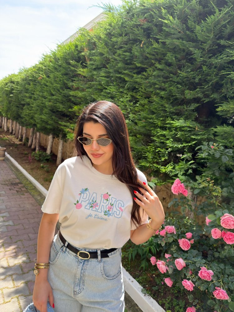 paris işlemeli Tshirt beyaz