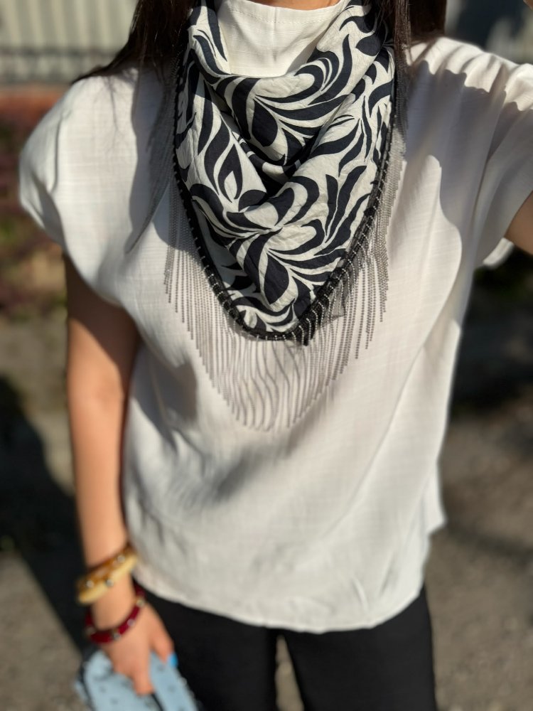 fularlı vatkalı bluz ekru