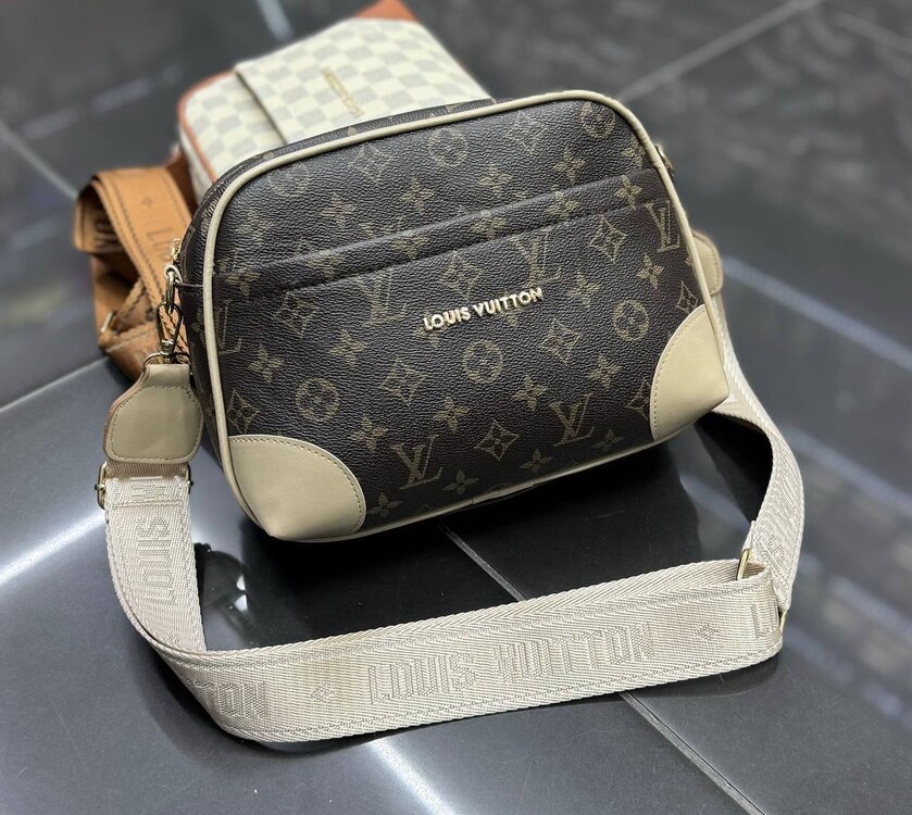 LOUIS VUITTON MULTI ÇANTA MODELİ