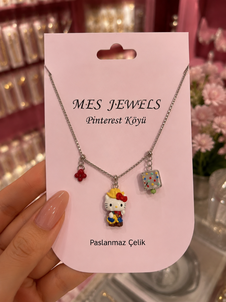Hello Kitty Charmlı Kolye
