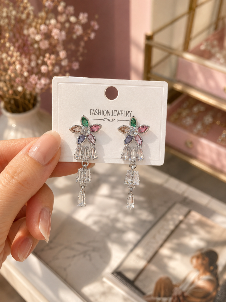 Flower Işıltı Küpe