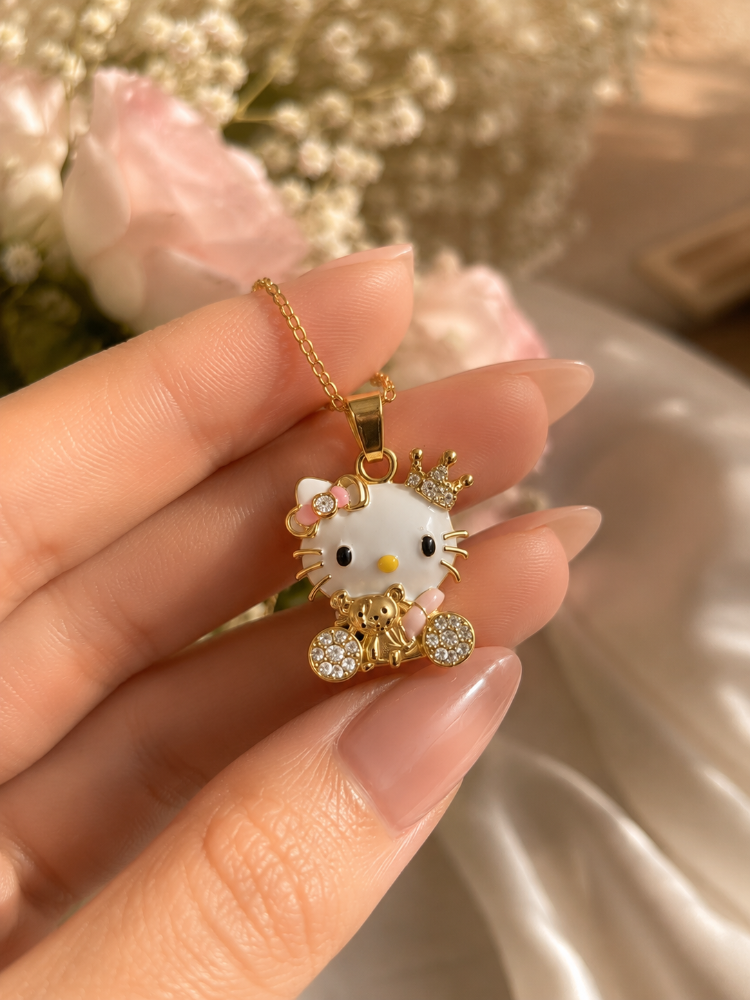 Gold Hello Kitty Kolye