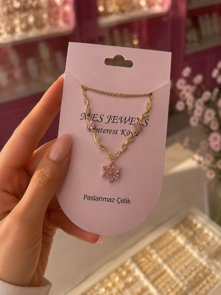Sakura Işıltısı Kolye
