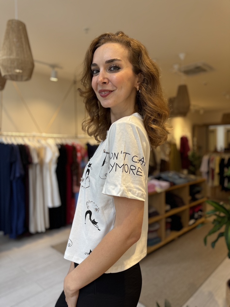 İpekyl Taşlı Kedili Tshirt (BEYAZ)