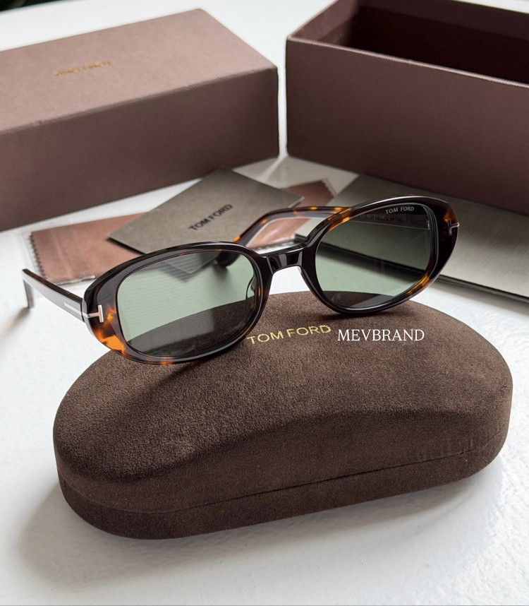 Tom Ford İggy Yeşil Leopar 