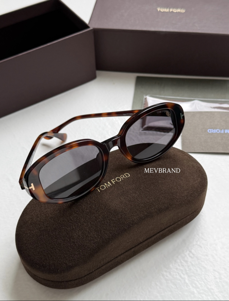 Tom Ford İggy Siyah Leopar 