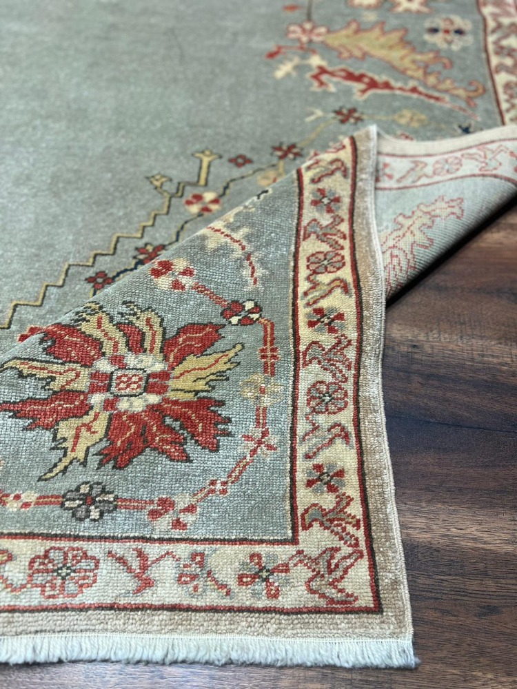 Uşak 245 x 206 El Dokuma Halı 