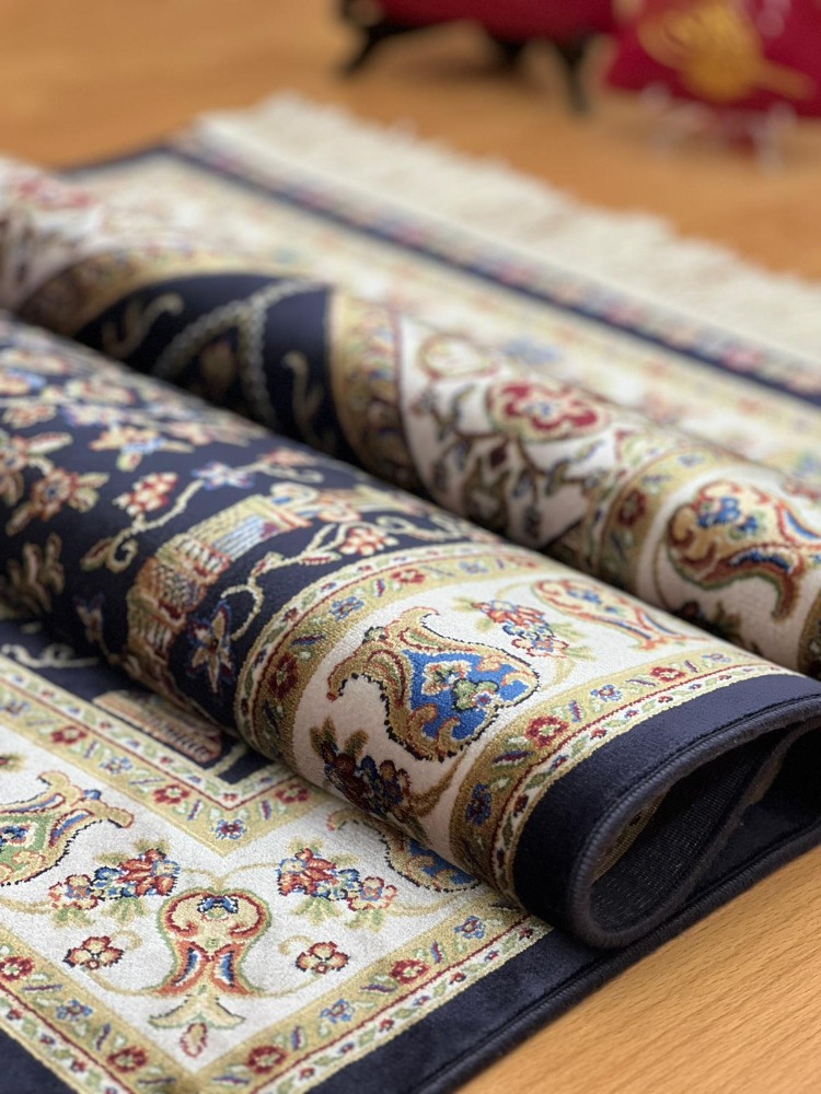Mihraplı Ağaç Hayatı Desenli 70x120 CM İpek Seccade Siyah
