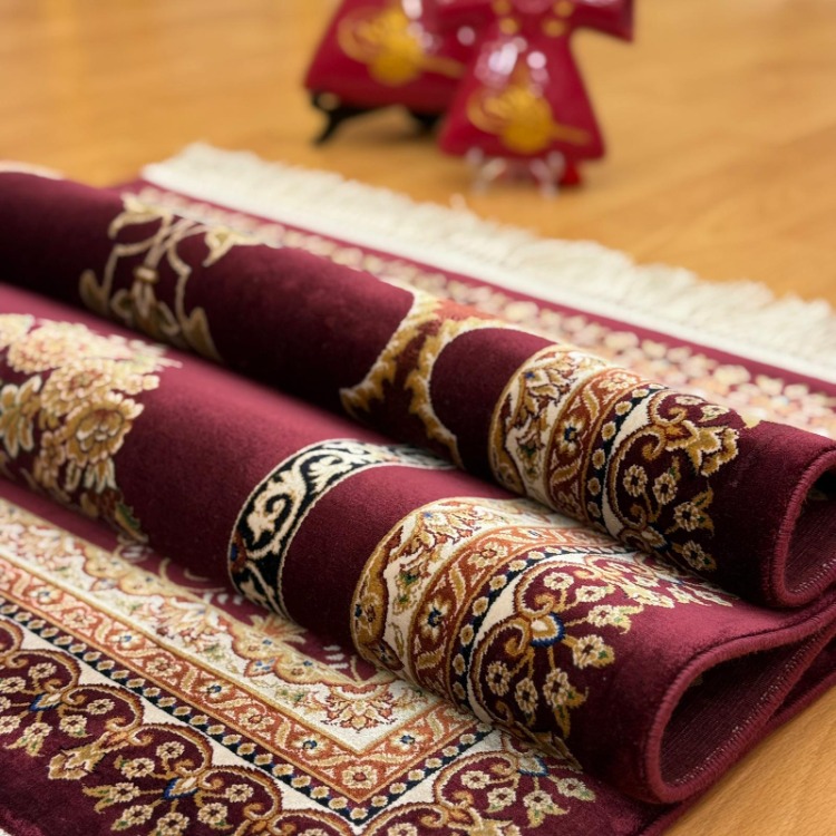 Özel Seri İpek Seccade Bordo