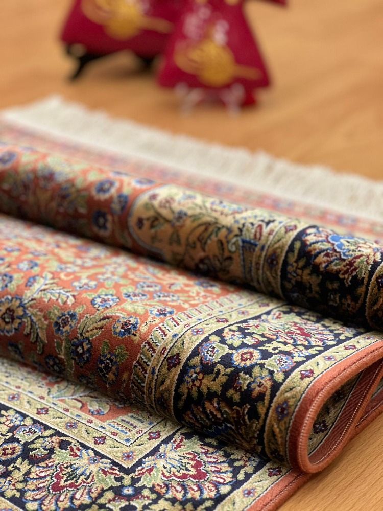 Mihrâb-ı Gülzâr Motifli 70x120 CM İpek Seccade Pembe