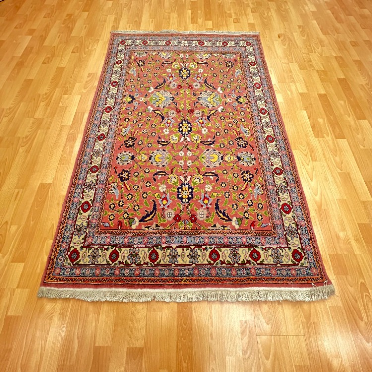 Hereke 197x 128 Yedi Dağın Çiçeği Motifli El Dokuma Halı