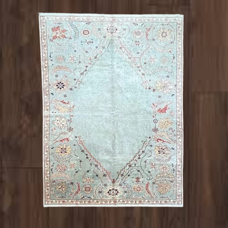 Uşak 245 x 206 El Dokuma Halı 