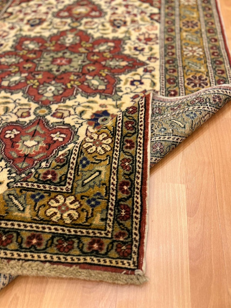 Kayseri Saray Motifli 175 x 116 El Dokuma Halı