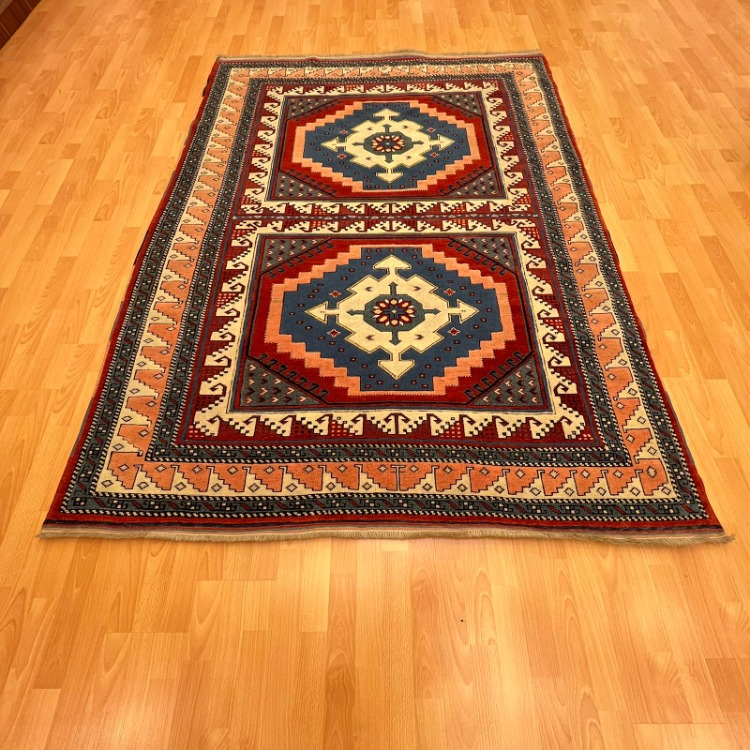 Yörük Çift Madalyon Motifli 223 x 171 El Dokuma Halı