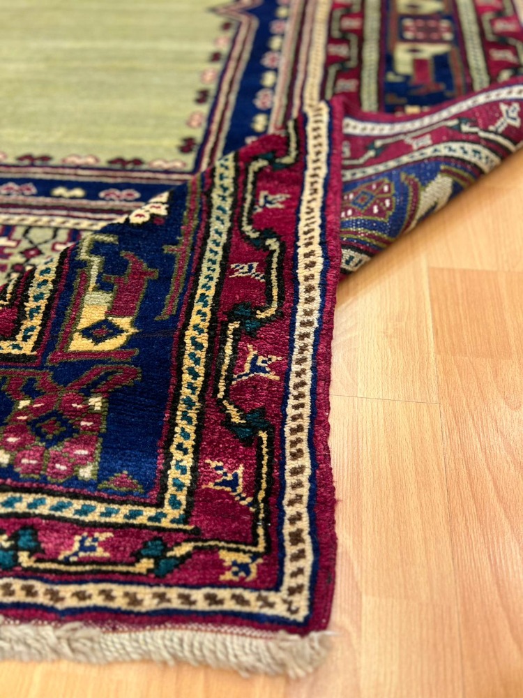Taşpınar 202 x 134 El Dokuma Halı
