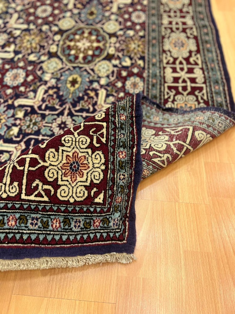 Hereke 271 X 171 Geometrik Madalyon Desenli El Dokuma Halı