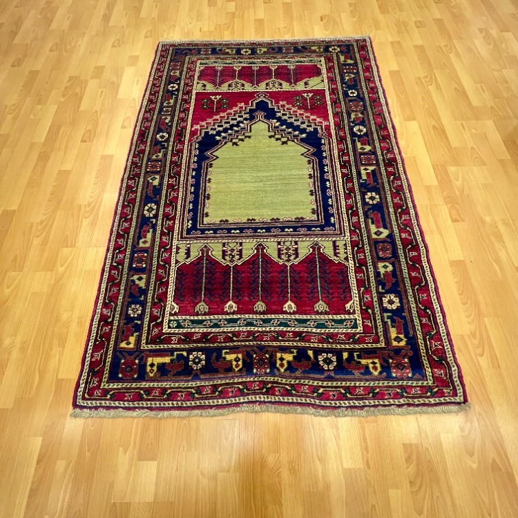 Taşpınar 202 x 134 El Dokuma Halı