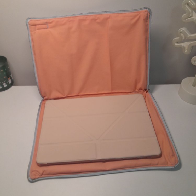 Tablet kılıfı (deneme ürünü)
