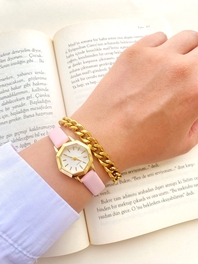 ÇOKGEN GOLD KASA MİNİMAL PEMBE KADIN KOL SAATİ