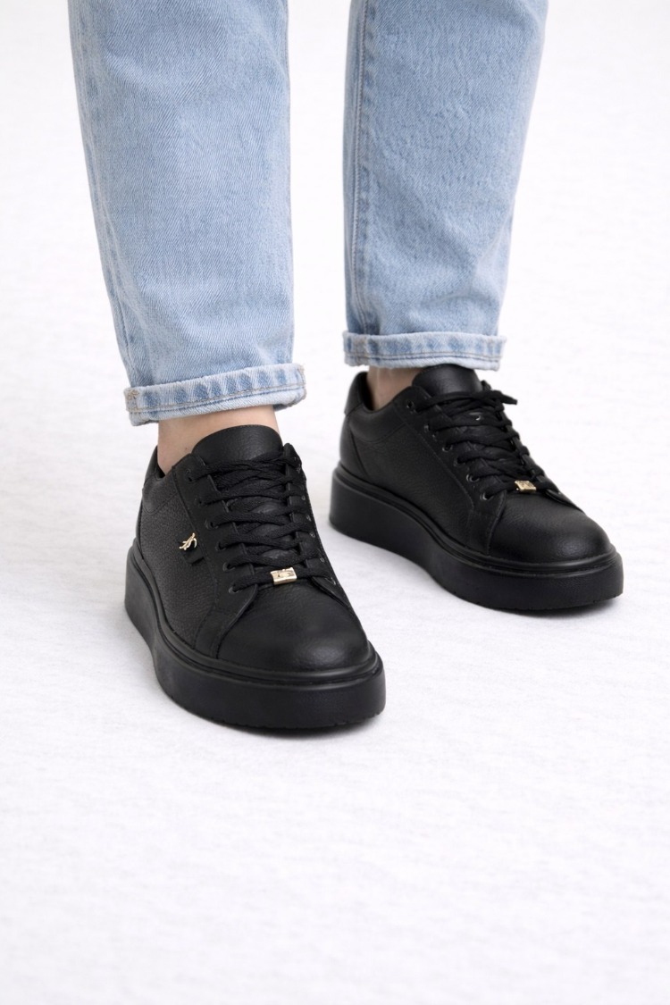 Kadın Siyah Kalın Taban Günlük Sneaker Ayakkabı