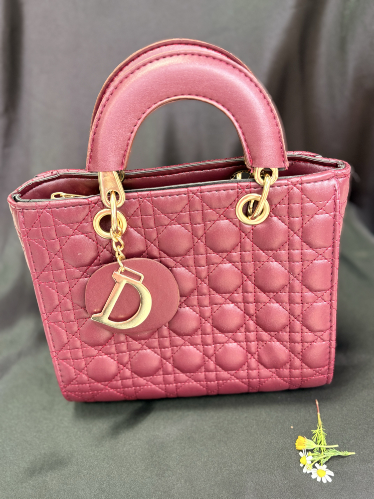 Dior çanta