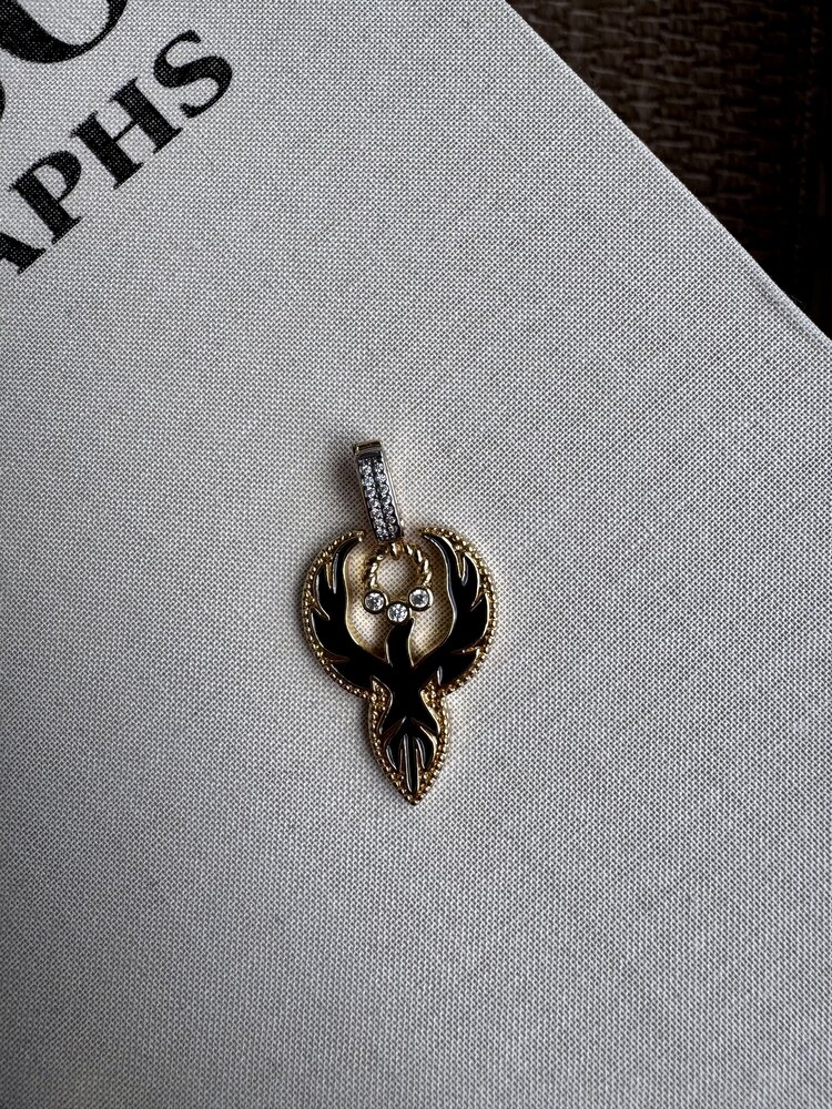 Figür kolye ucu charm