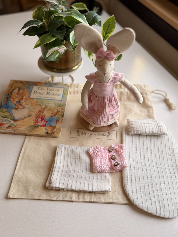 Bayan Bunnybon Evcilik Oyun Seti (pembe kadifeli)
