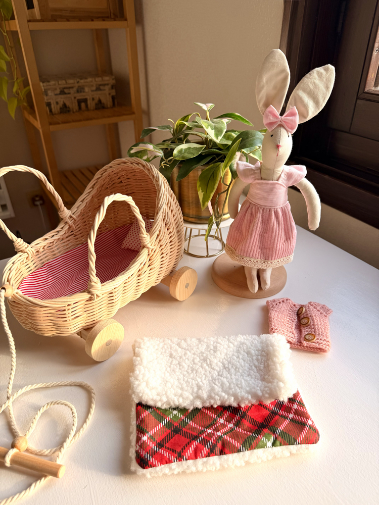 Pembe  Kadife Elbiseli Miss Bunnybon 