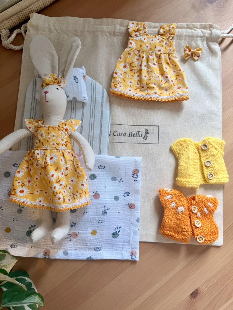 Bayan Bunnybon Evcilik Oyun Seti( Sarı Papatyalı)