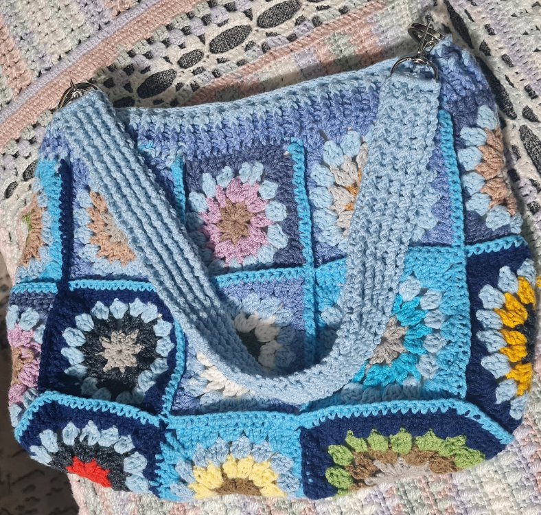 Motif Mavi Kol Çantası