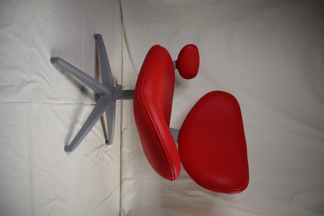 Arne Jacobsen  |  McDonald’s Chair