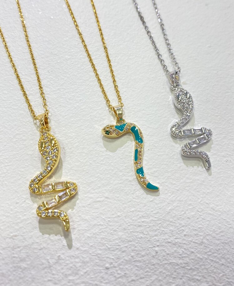 Snake Kolye