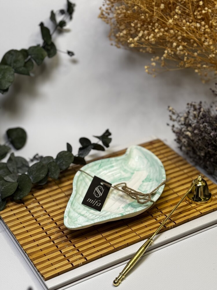 Deniz Kabuğu Tray's