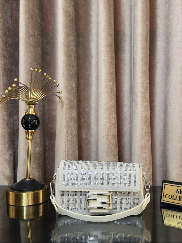 FENDİ TAŞLI