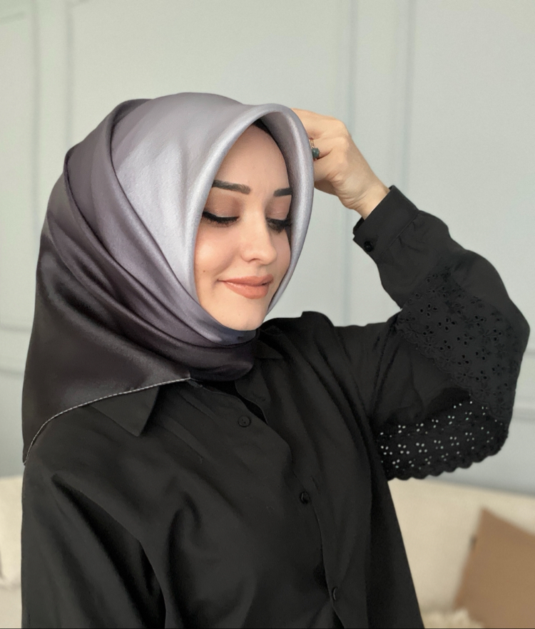 Degrade siyah gümüş