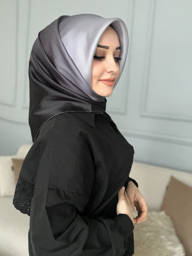 Degrade siyah gümüş