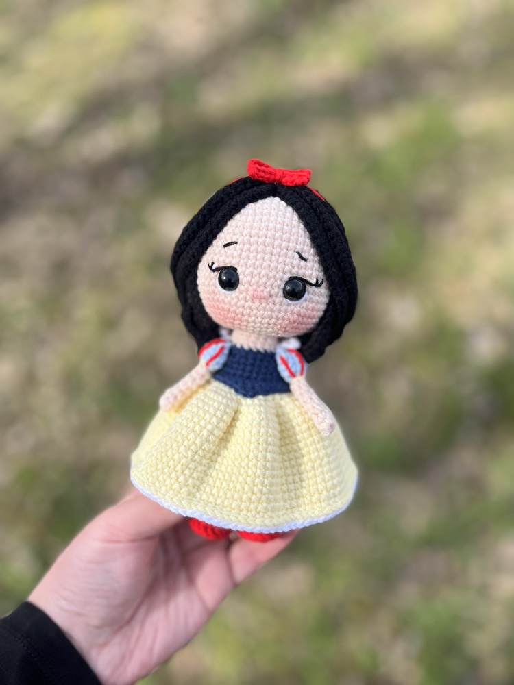 Snow White Doll 