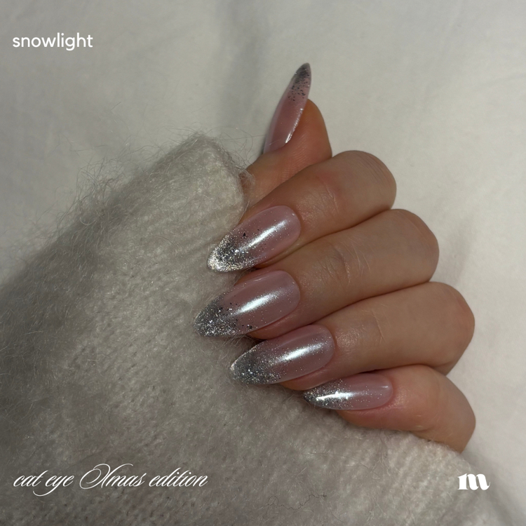 Snowlight
