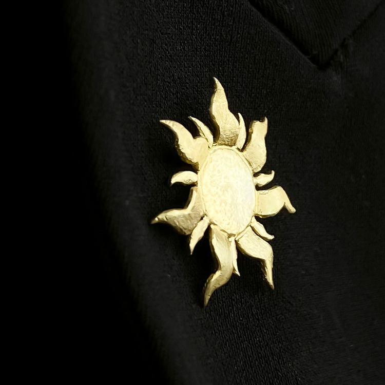 Güneş Broş