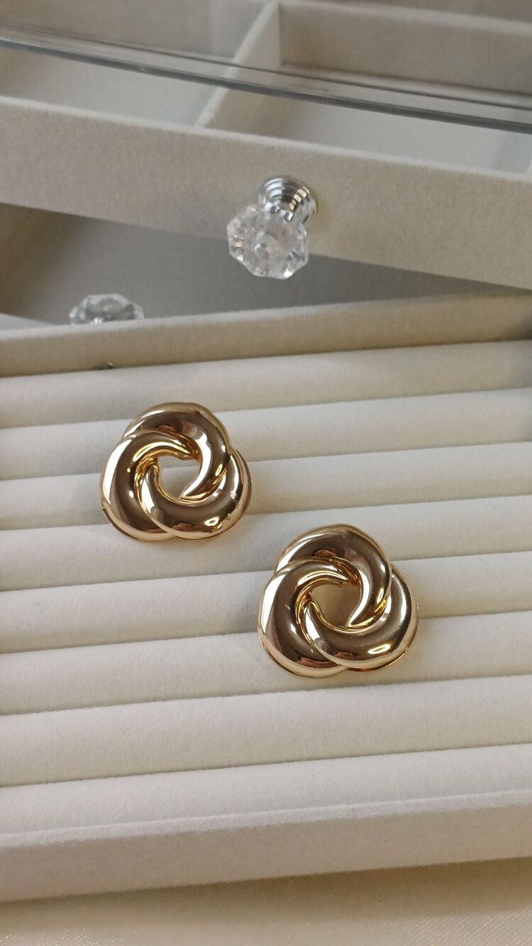 Vintage gold küpe 